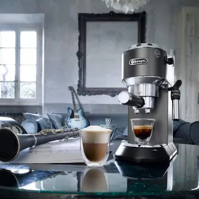DeLonghi Dedica Style EC 685.BK Macchina per Espresso 1,1 L